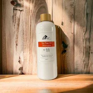 Classic Dog Products No. 11 Tea Tree Oil Shampoo - Håller parasiter borta från pälsen.