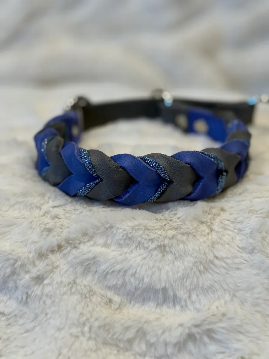 Flätat läderhalsband