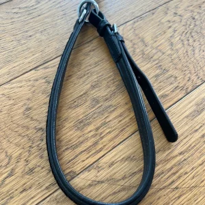 Halvstryp halsband Svart 34 cm