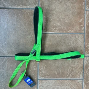 Hundsele lime grön