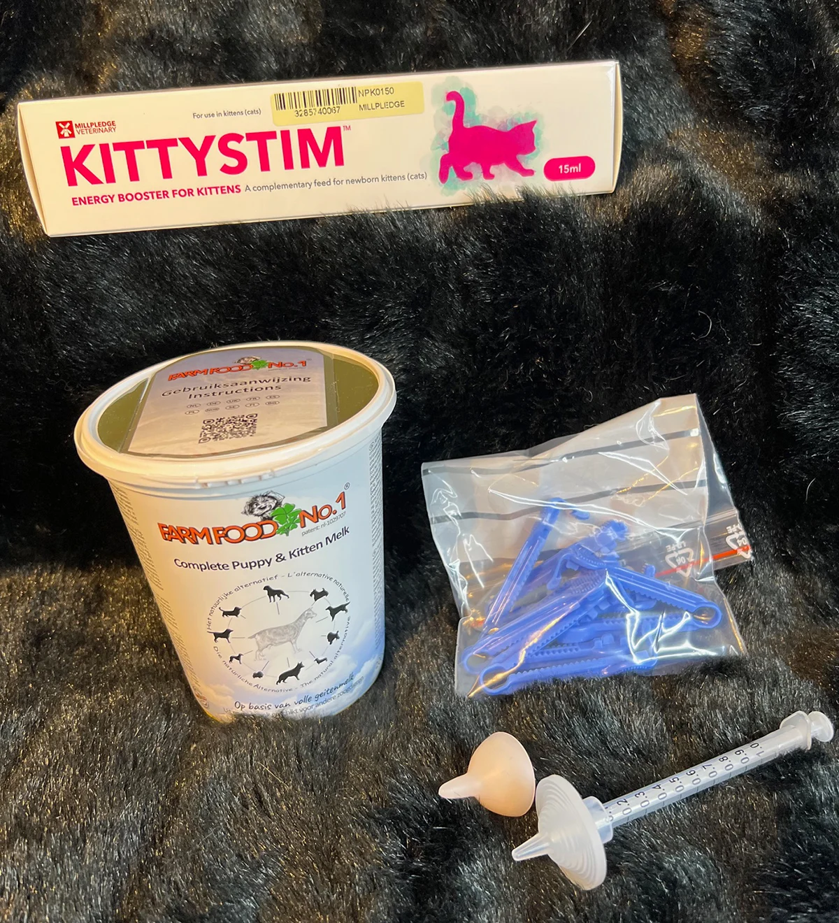 Litet uppfödarpaket till katt