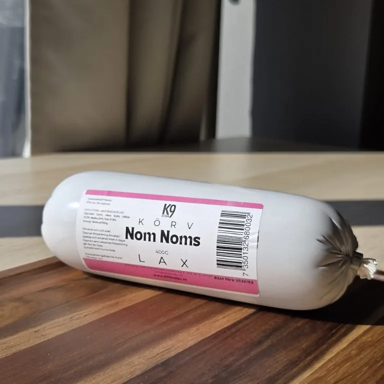 Nom Nom Körv av lax