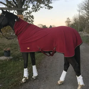 Täcke Helhals
